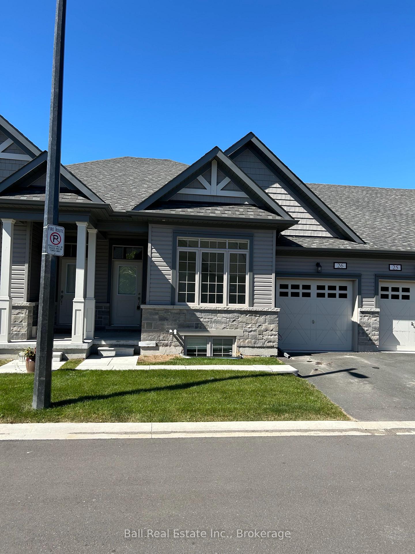 17-lakewood-crescent-kawartha-lakes-ontario-x13696956