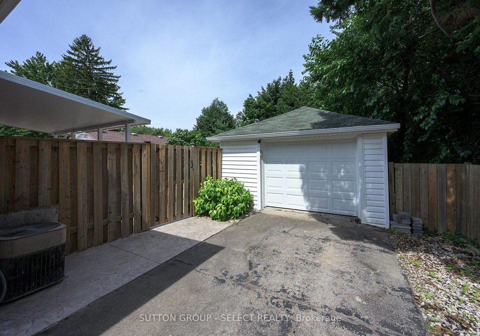 1852-avalon-street-london-east-ontario-x13697304