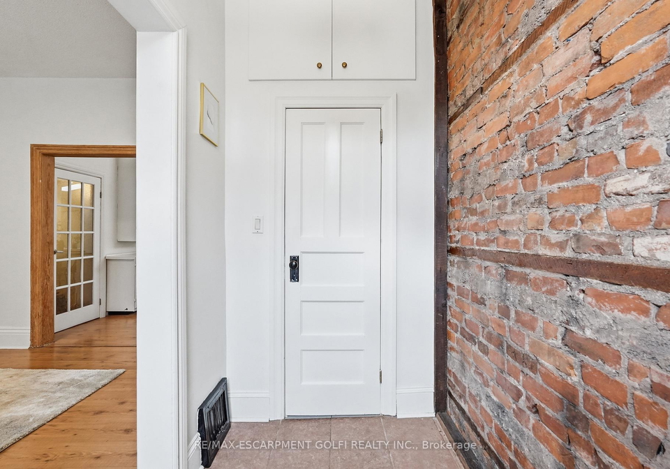 356-hughson-street-hamilton-ontario-x13697564