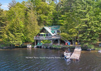 124-healey-lake-water-the-archipelago-ontario-x13697692