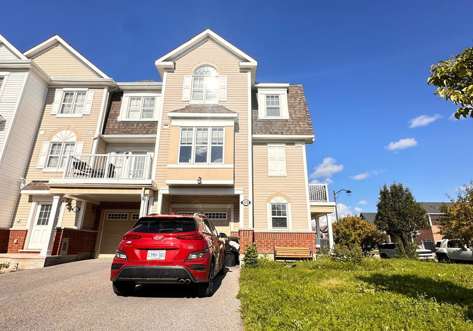 124-helenium-lane-ottawa-ontario-x13697714