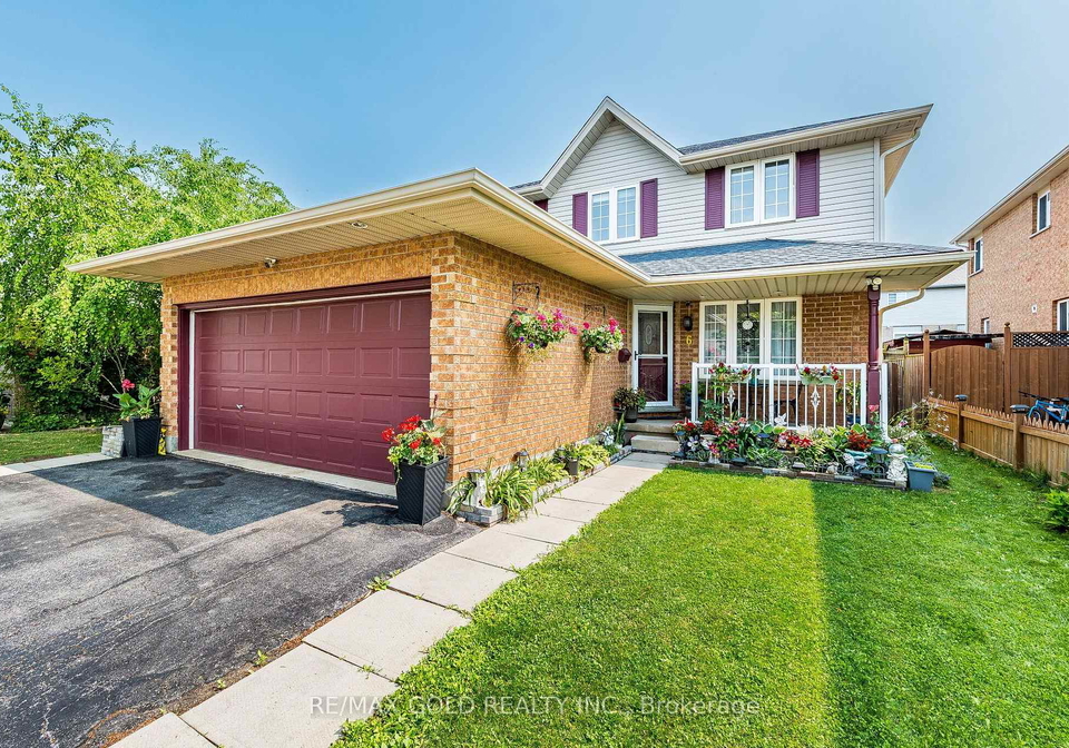 6-moffatt-lane-guelph-ontario-x13697798