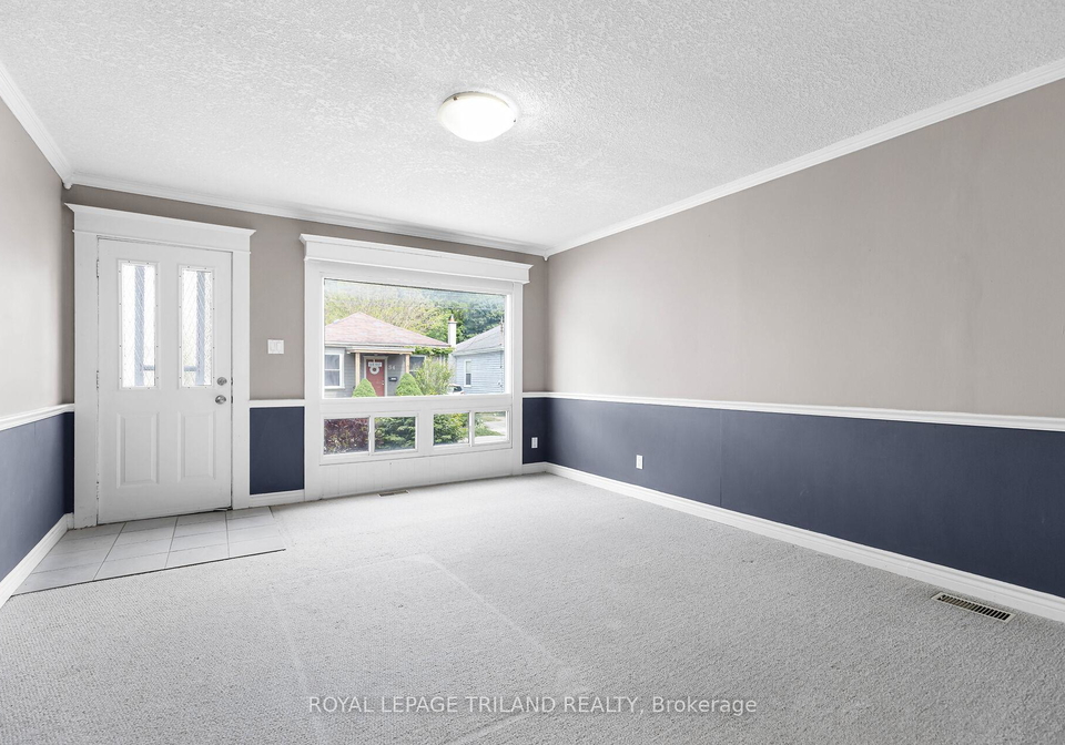 35-miles-street-london-east-ontario-x13697828