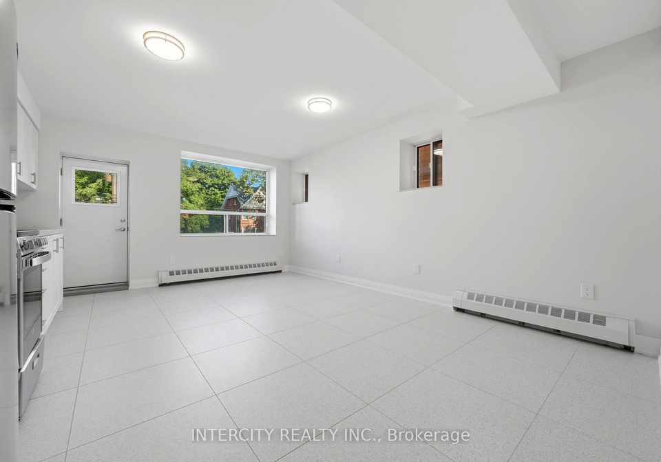 9wentworth-street-s-hamilton-ontario-x13697840