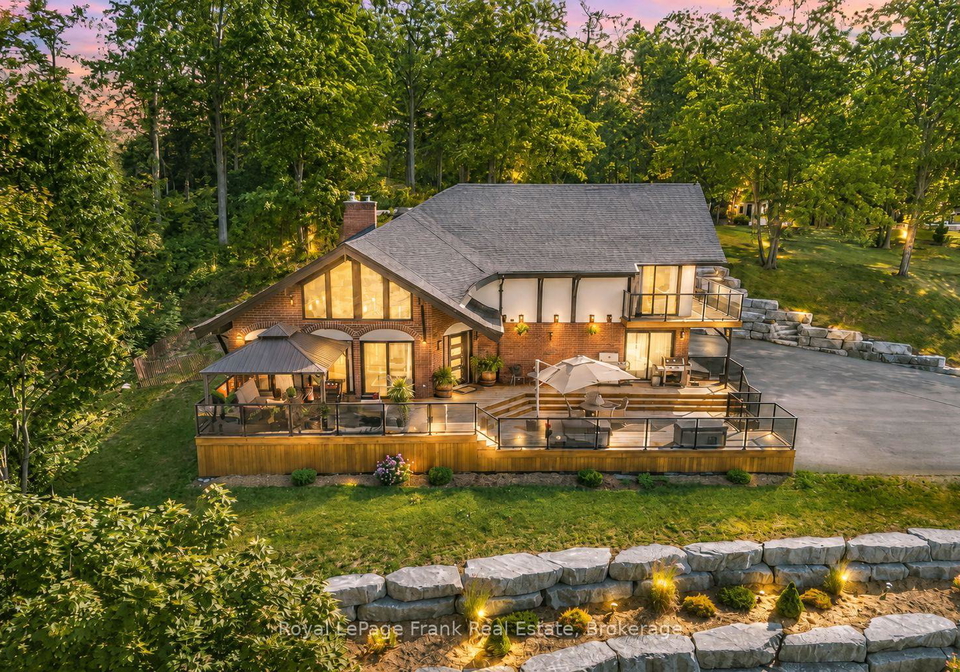 215-francis-street-kawartha-lakes-ontario-x13697896