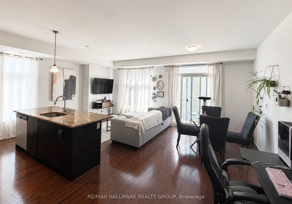 861-blackcomb-private-ottawa-ontario-x13697992