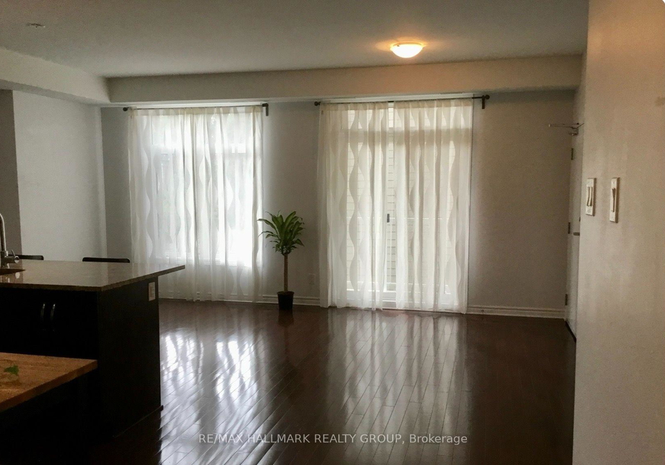 861-blackcomb-private-ottawa-ontario-x13697992