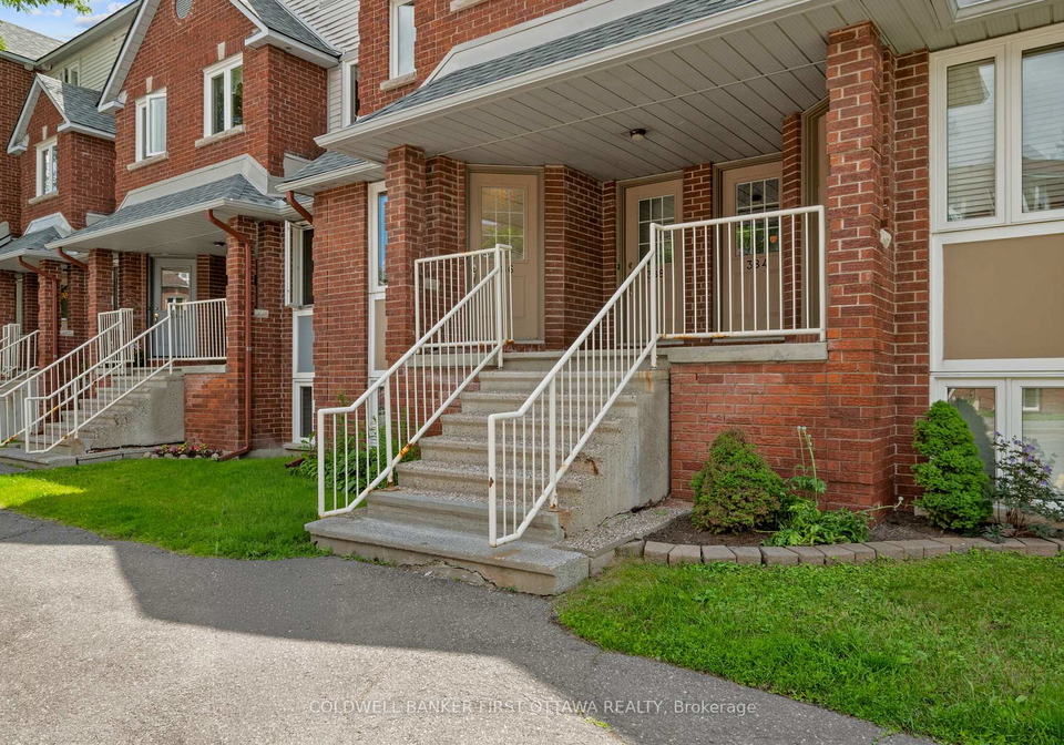 386-briston-private-ottawa-ontario-x13698098