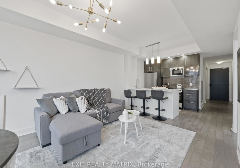 255-bay-street-ottawa-ontario-x13698110