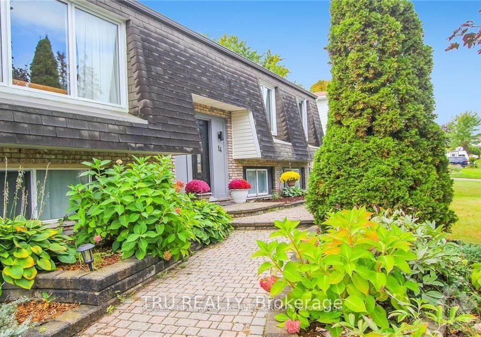14-langholm-crescent-ottawa-ontario-x13698274