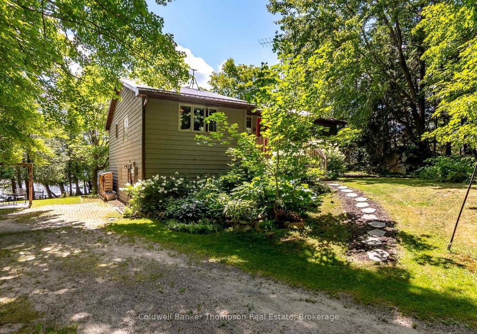 286-holden-road-magnetawan-ontario-x13698410