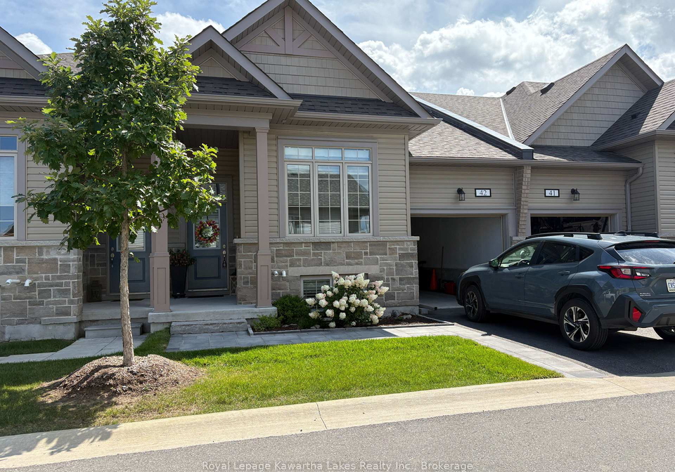 17-lakewood-crescent-kawartha-lakes-ontario-x13698534