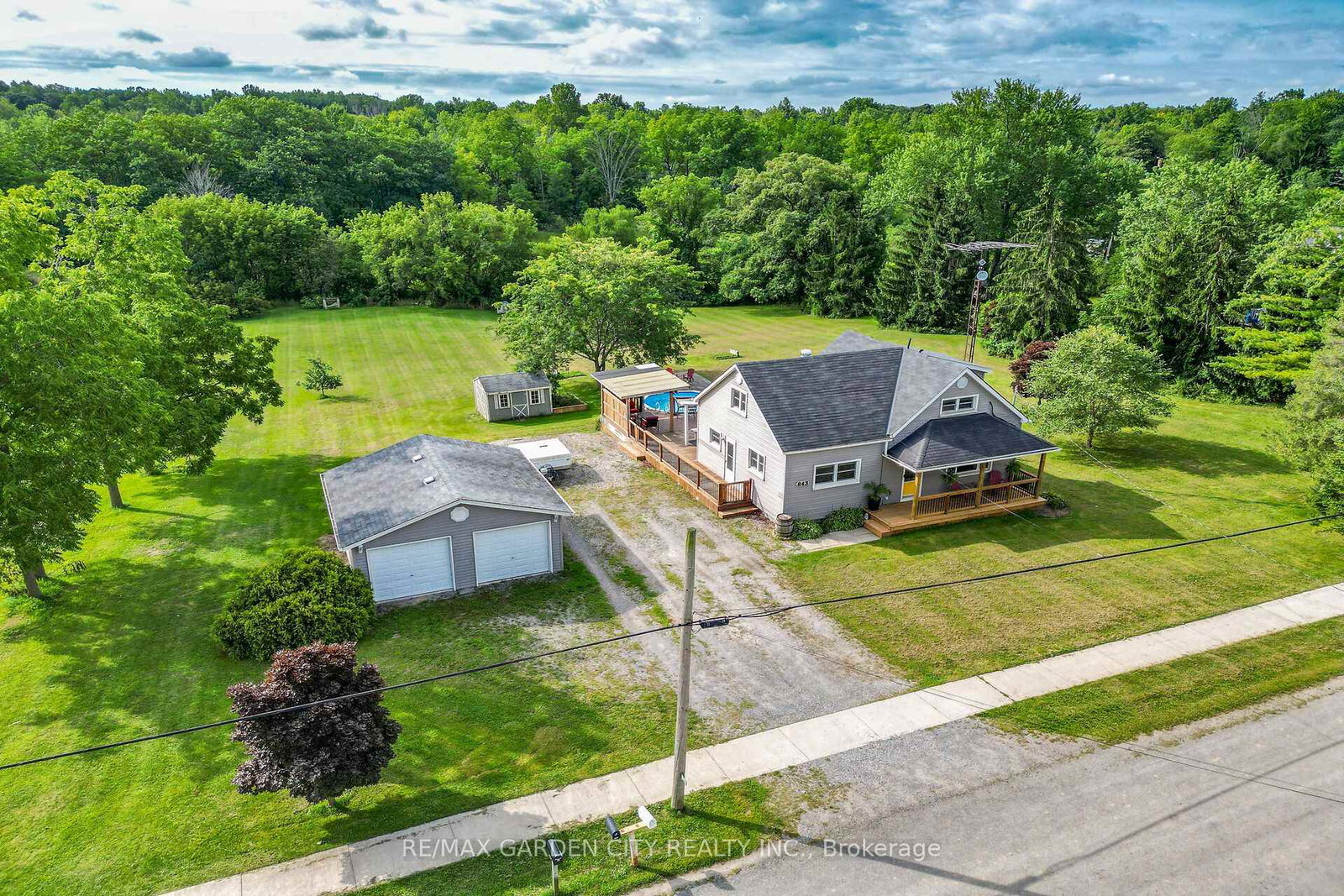 843-lyons-creek-road-welland-ontario-x13698574