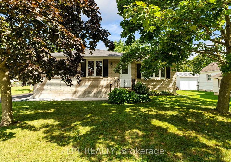 226-tain-street-north-middlesex-ontario-x13698658