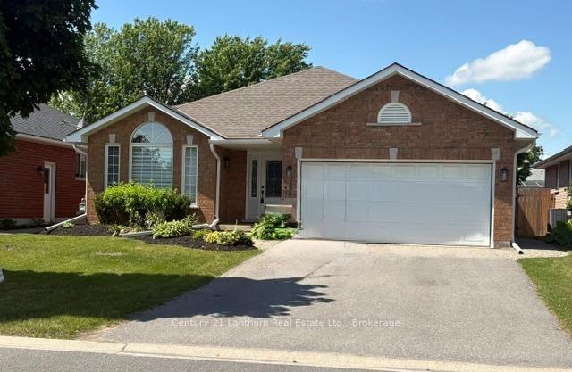 28-hickory-grove-belleville-ontario-x13698944