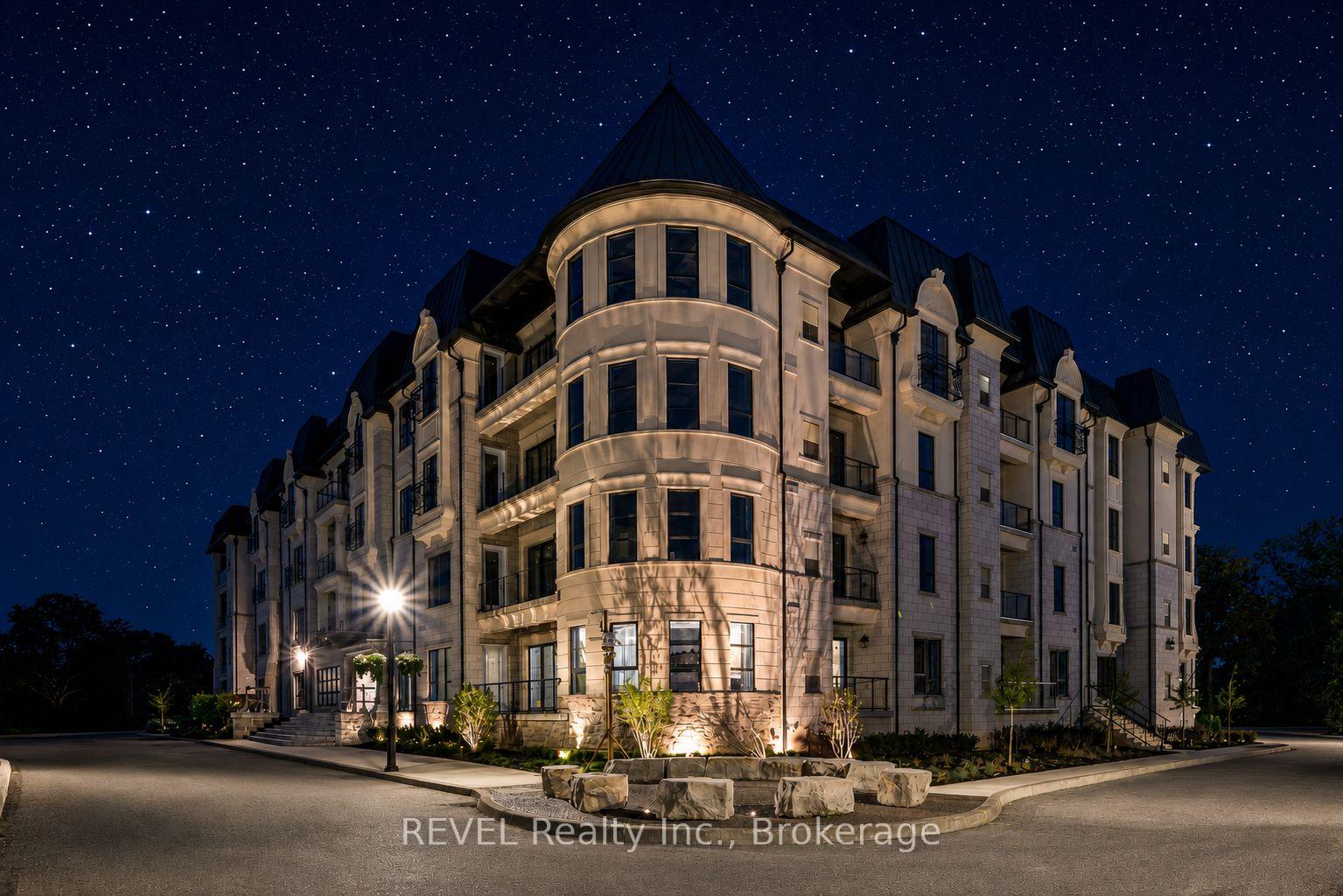 2-arbourvale-common-st-catharines-ontario-x13698952