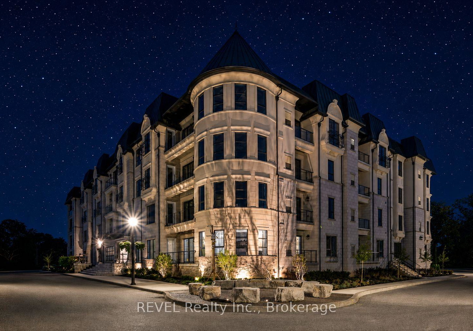 2-arbourvale-common-st-catharines-ontario-x13698952