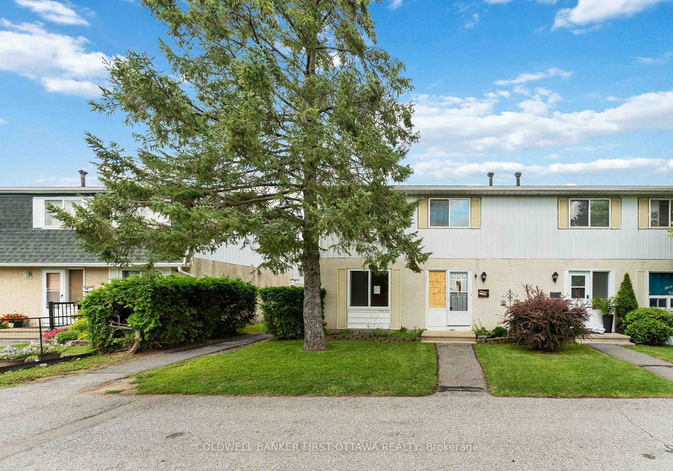 1532-beaverpond-drive-ottawa-ontario-x13699046