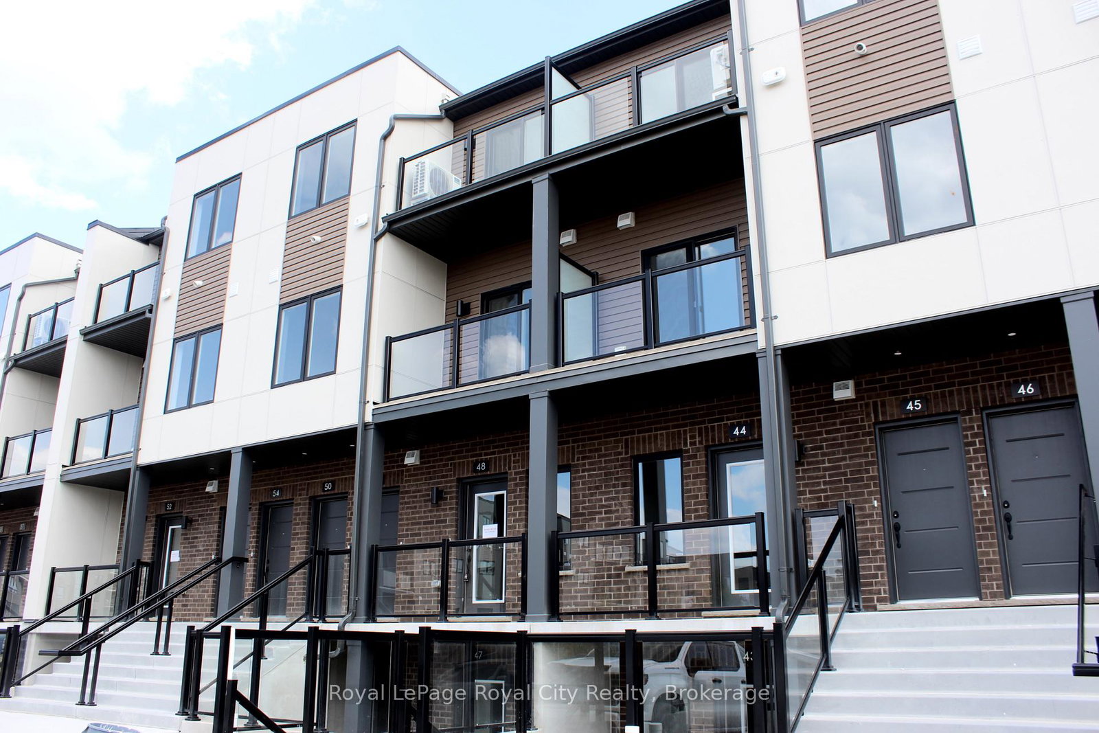 42-lowes-road-w-guelph-ontario-x13699160