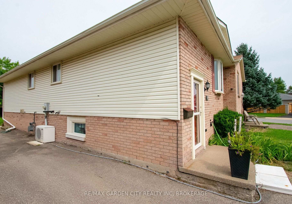 93-northwood-drive-welland-ontario-x13699194