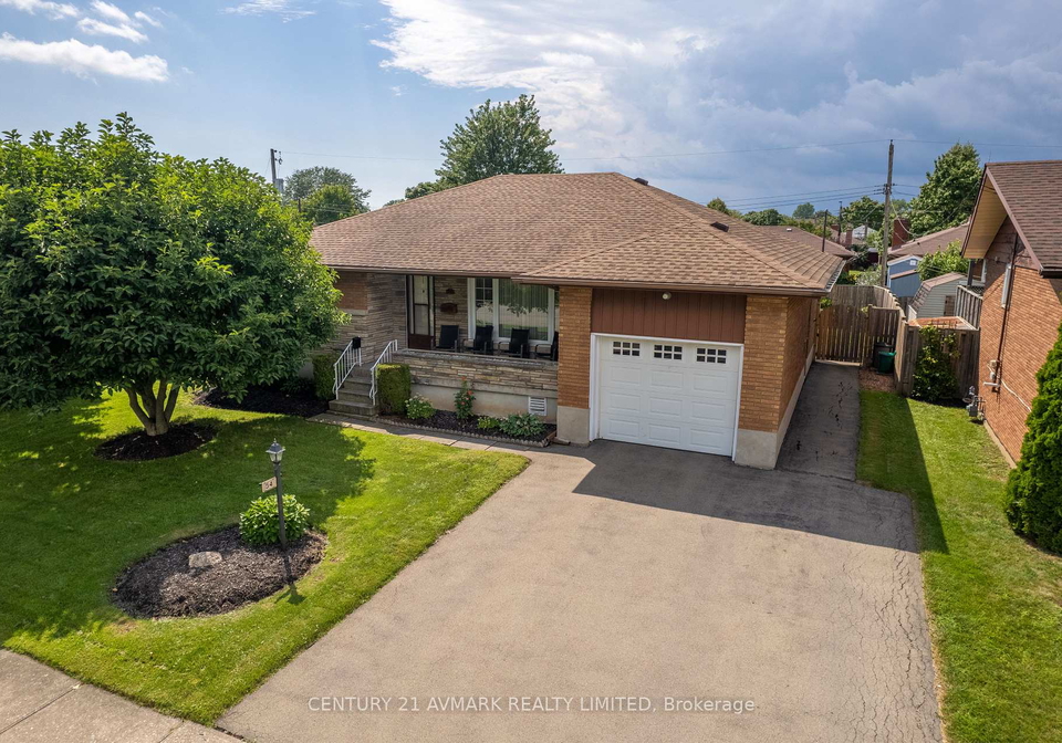 54-classic-avenue-welland-ontario-x13699220