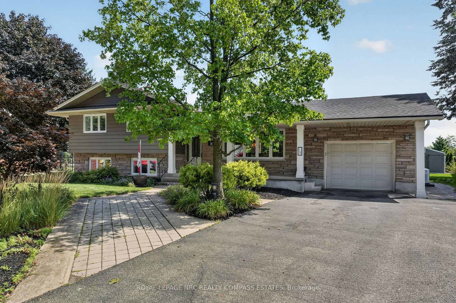 18-lockview-crescent-st-catharines-ontario-x13699380