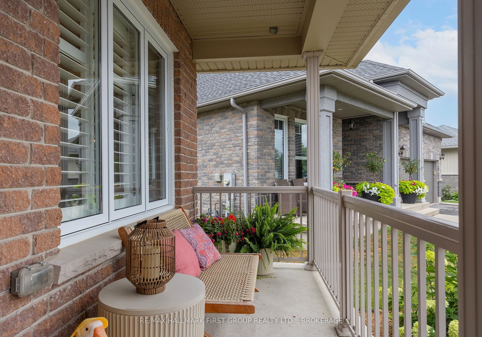 1286-mazzolin-crescent-kingston-ontario-x13699382