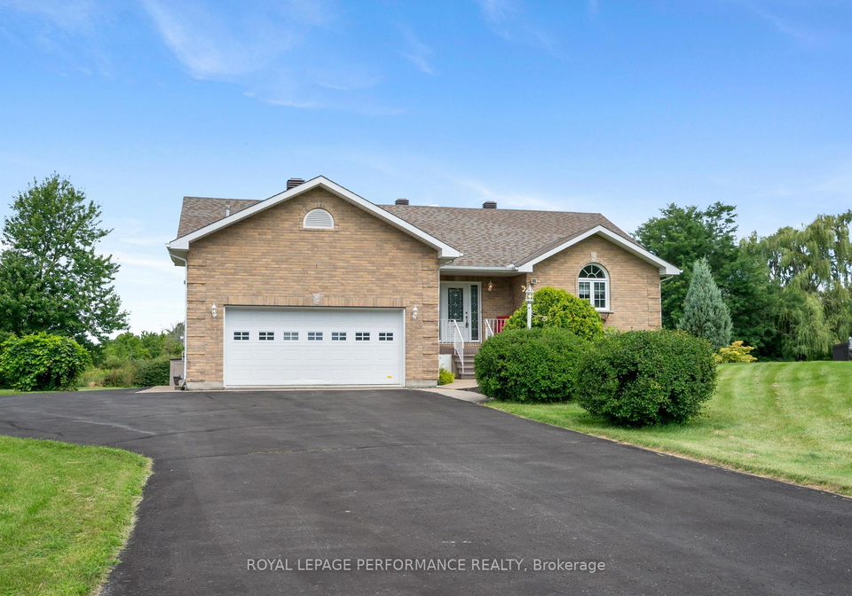 18245-tyotown-road-south-glengarry-ontario-x13699470