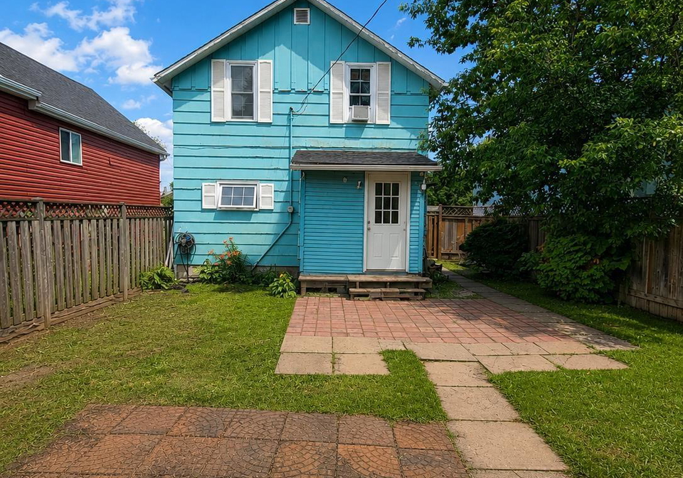 1032-third-street-e-fort-frances-ontario-x13699536