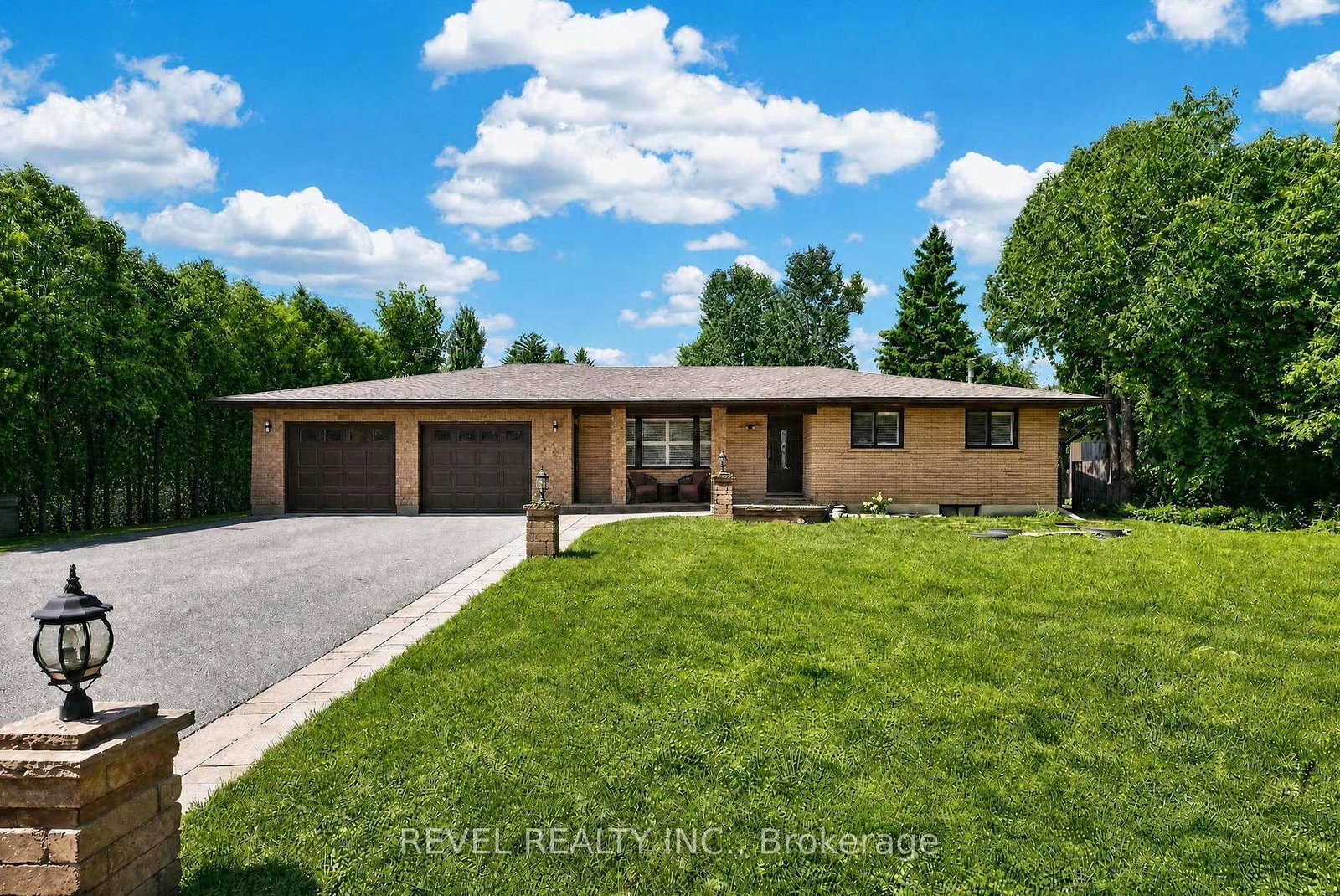1036-shellard-side-road-north-dumfries-ontario-x13699598
