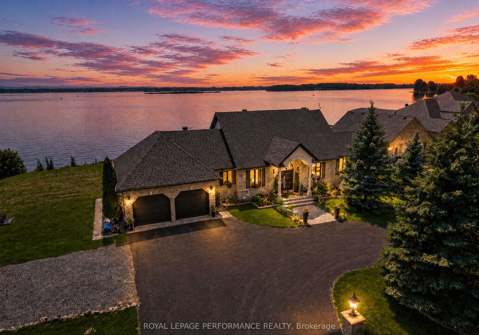 18734-county-2-road-south-glengarry-ontario-x13699612