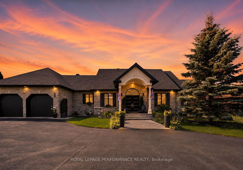 18734-county-2-road-south-glengarry-ontario-x13699612