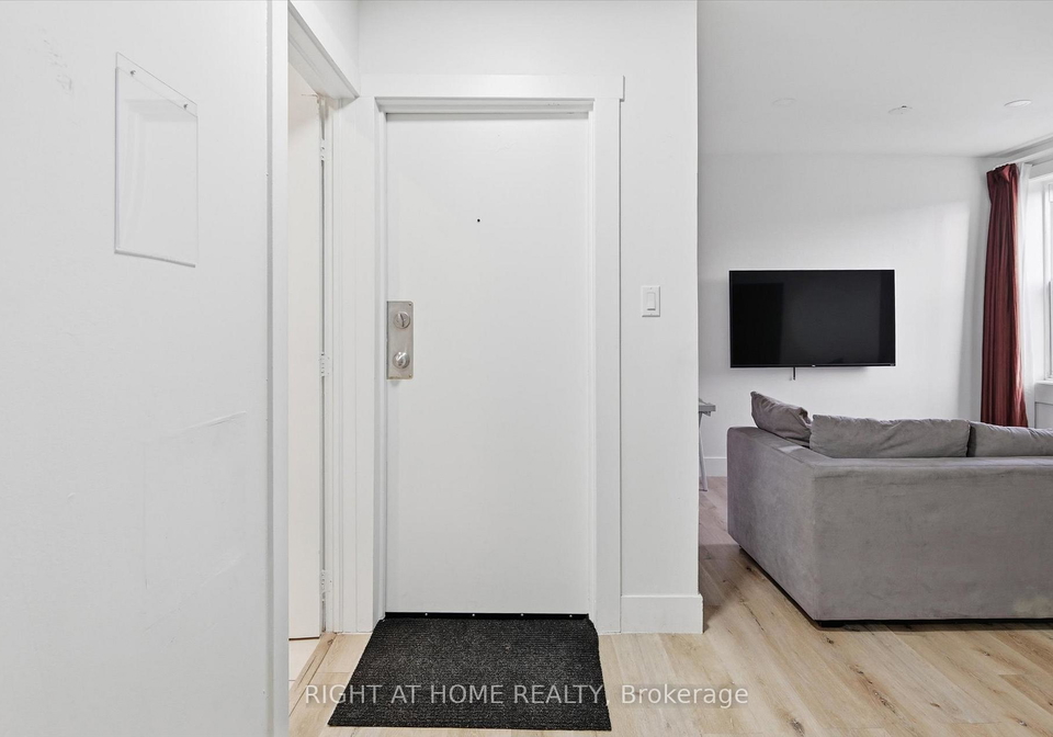 13-westinghouse-avenue-hamilton-ontario-x13699618