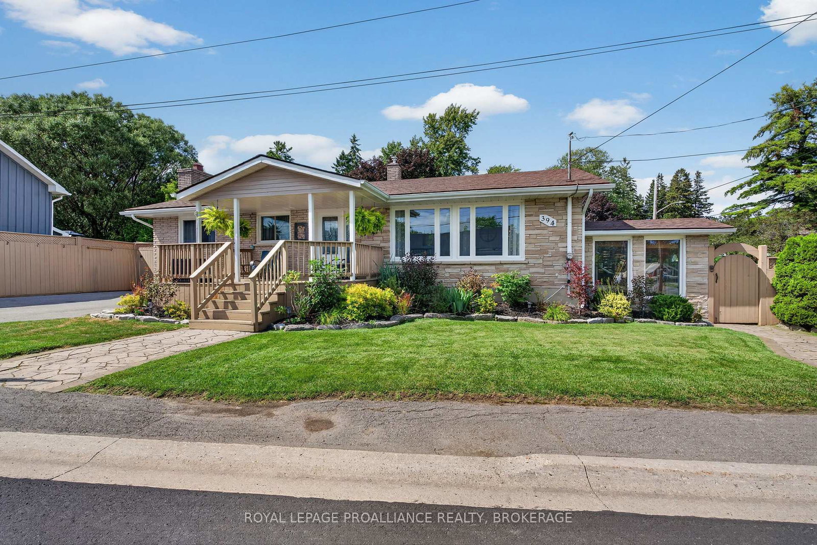 394-queen-street-loyalist-ontario-x13699670
