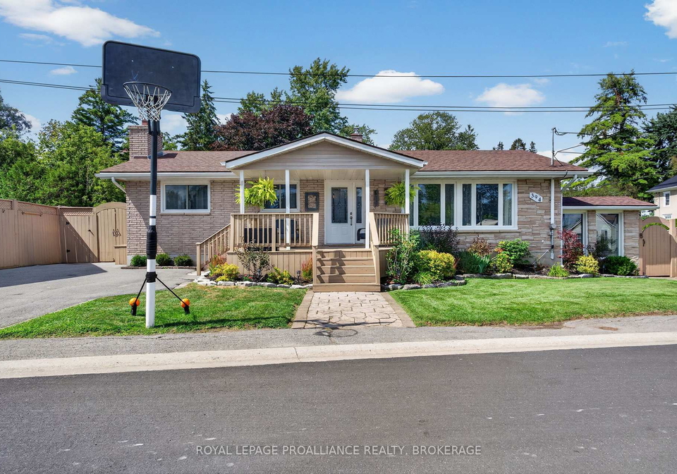 394-queen-street-loyalist-ontario-x13699670