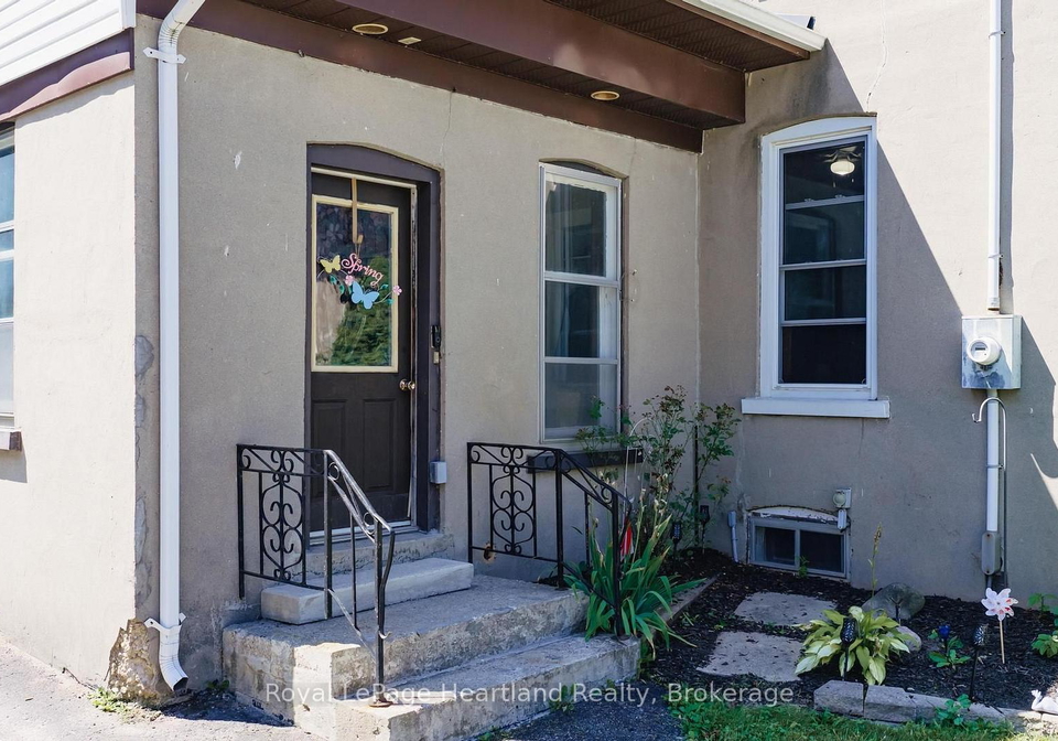 109-goderich-street-central-huron-ontario-x13699704
