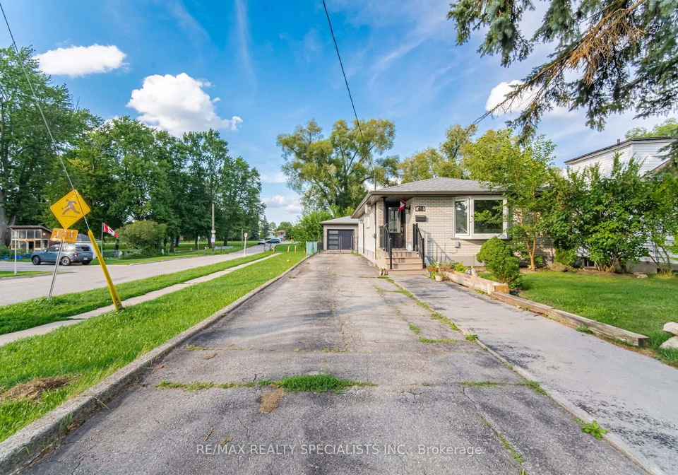 60-elmwood-avenue-cambridge-ontario-x13700040