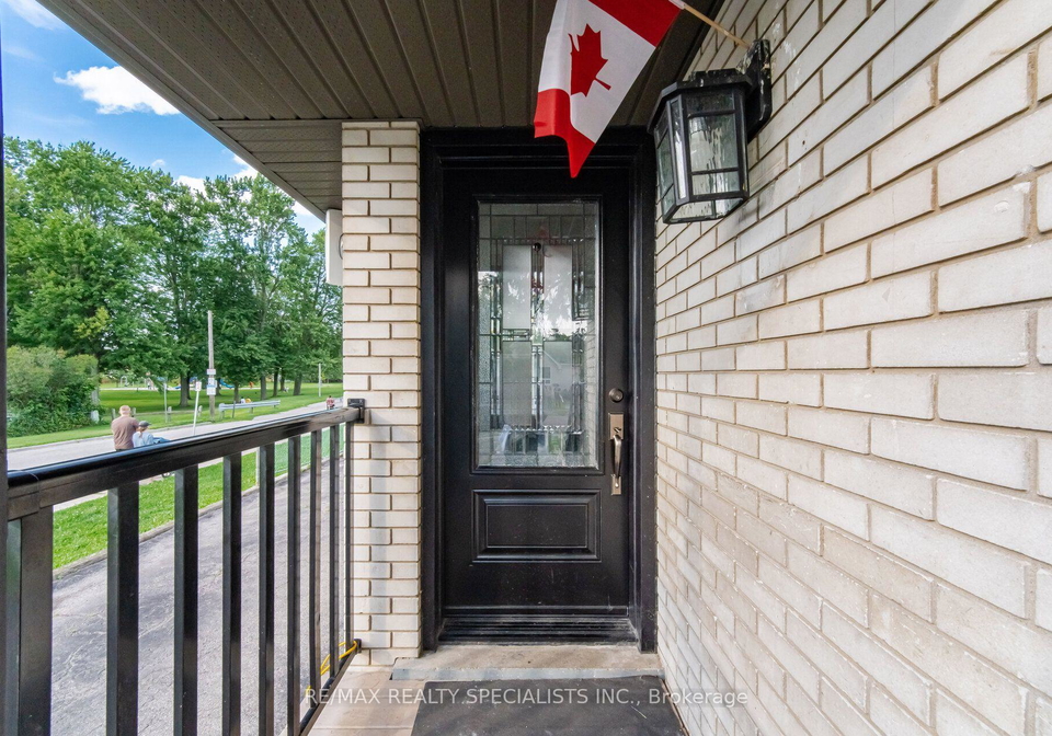60-elmwood-avenue-cambridge-ontario-x13700040
