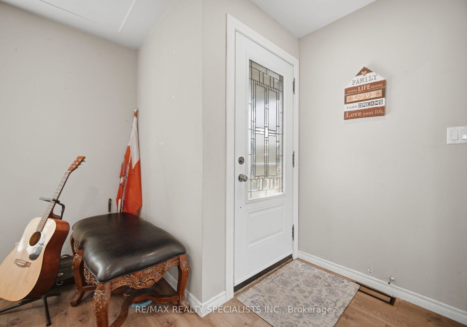 60-elmwood-avenue-cambridge-ontario-x13700040