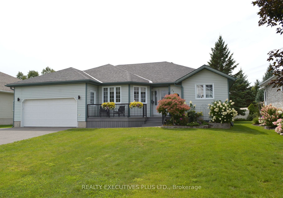 11-grove-street-south-dundas-ontario-x13700052
