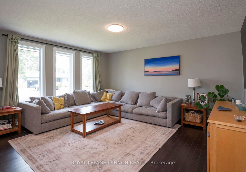 242-fanshaw-st-thunder-bay-ontario-x13700320