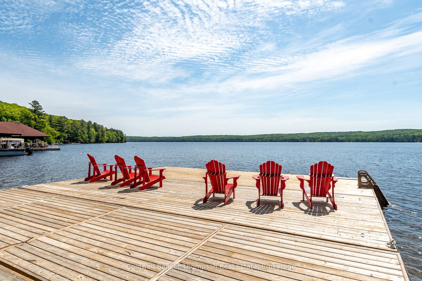 12-bigwin-island-lake-of-bays-ontario-x13700326