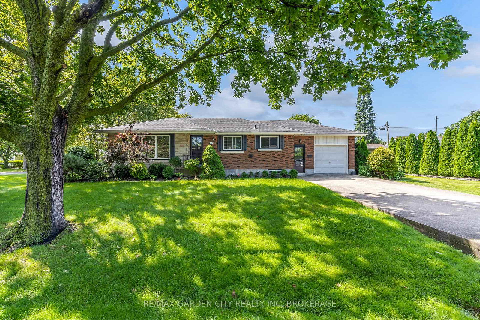4-regina-avenue-st-catharines-ontario-x13700352