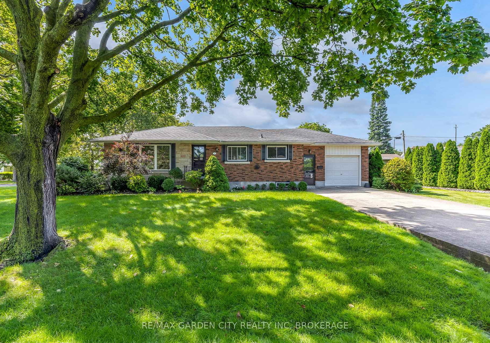 4-regina-avenue-st-catharines-ontario-x13700352