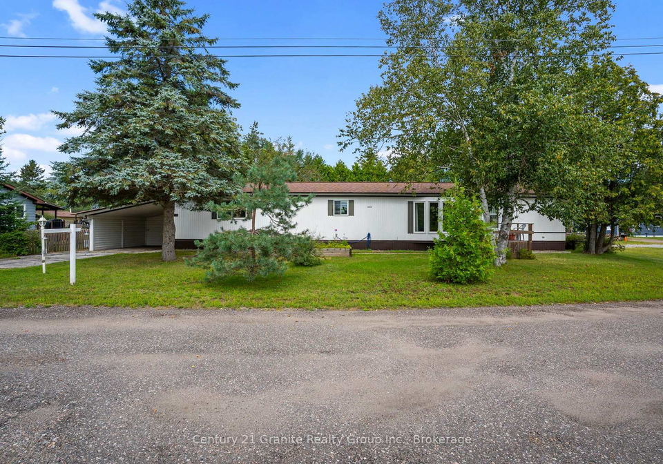 1105-eighth-lane-minden-hills-ontario-x13700362