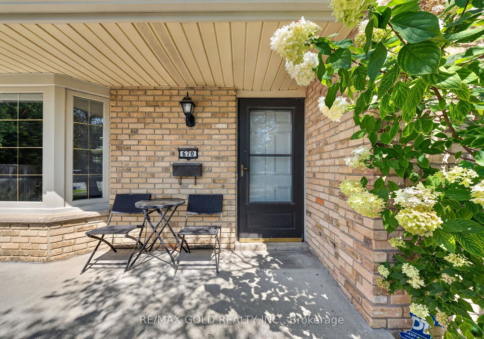 670-grenfell-drive-london-north-ontario-x13700510