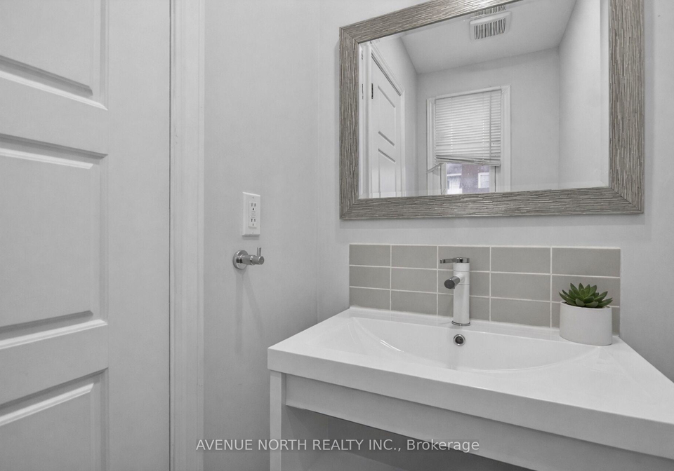 419-armonia-private-ottawa-ontario-x13700644