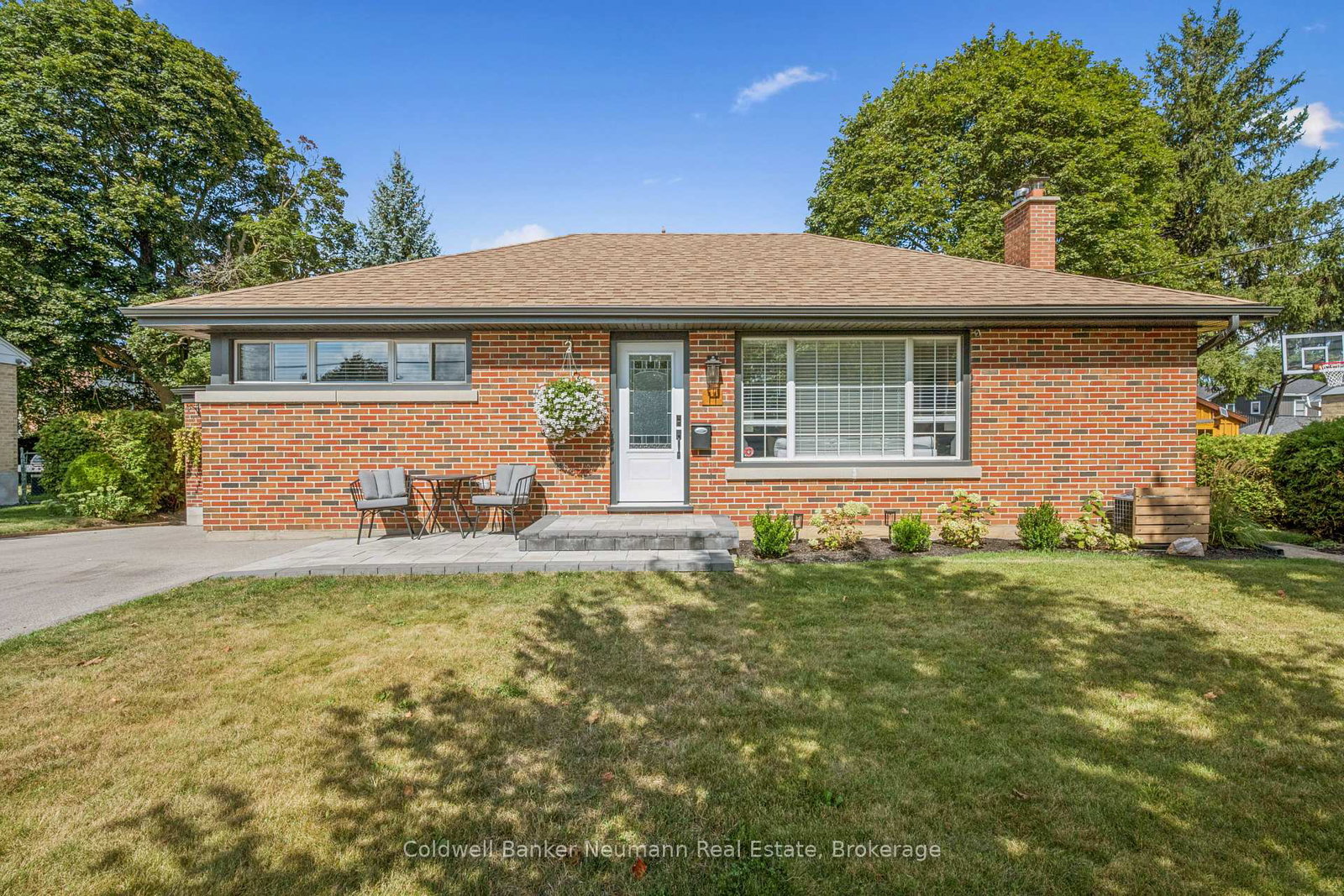 11-western-avenue-guelph-ontario-x13700688