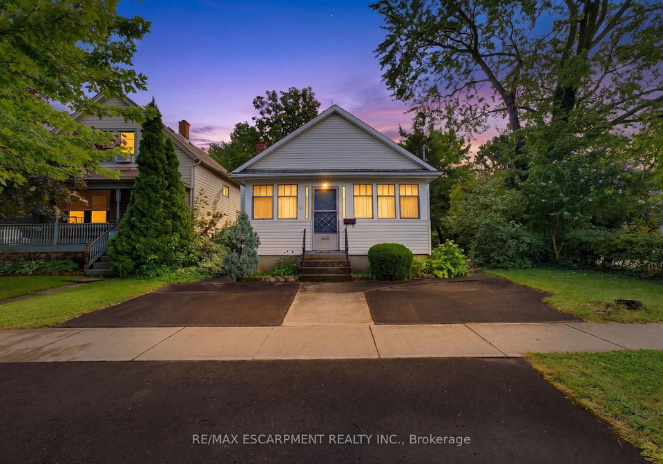 22-mildred-avenue-st-catharines-ontario-x13700720