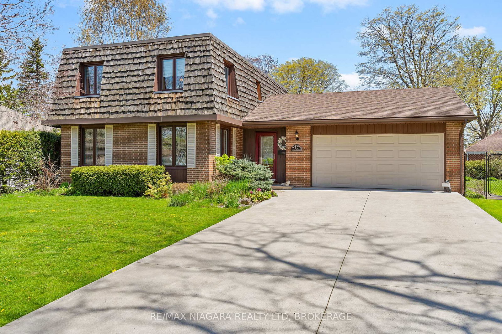 17-walnut-street-port-colborne-ontario-x13700722